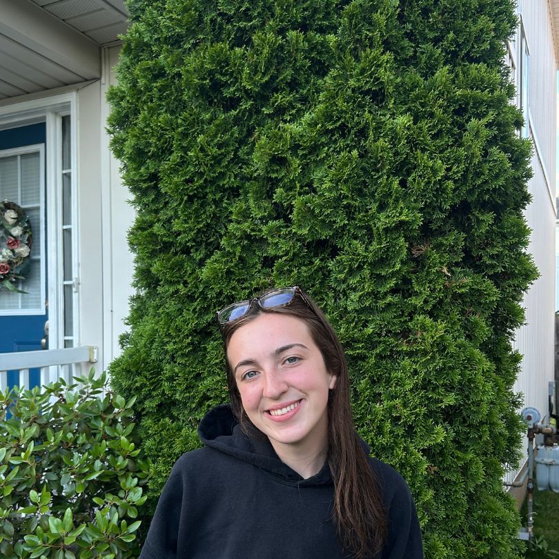 Breanna McIntyre – Youth Ministries and Outreach Coordinator